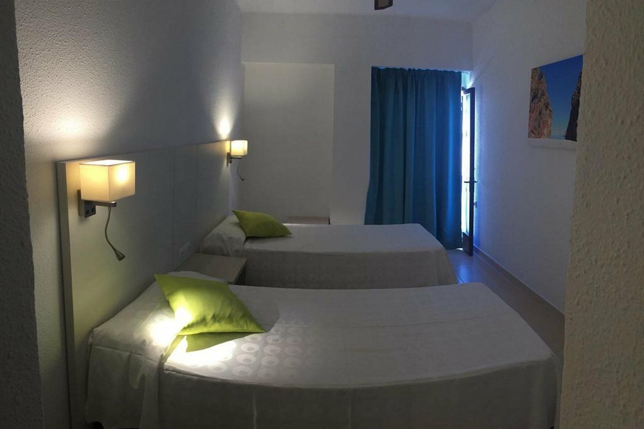Hotel Antares Cala d'Or  Exterior photo